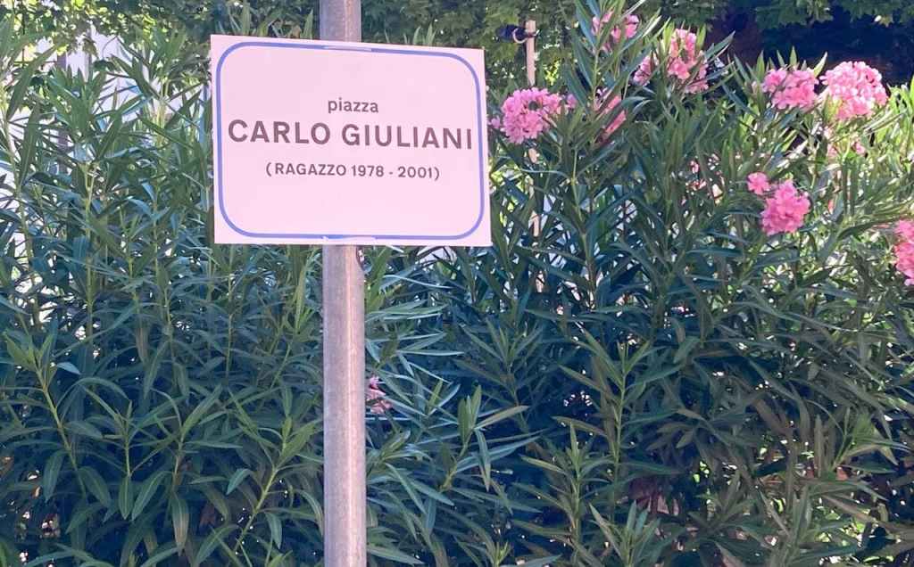 Piazza Carlo Giuliani (ragazzo 1978-2001) Palermo